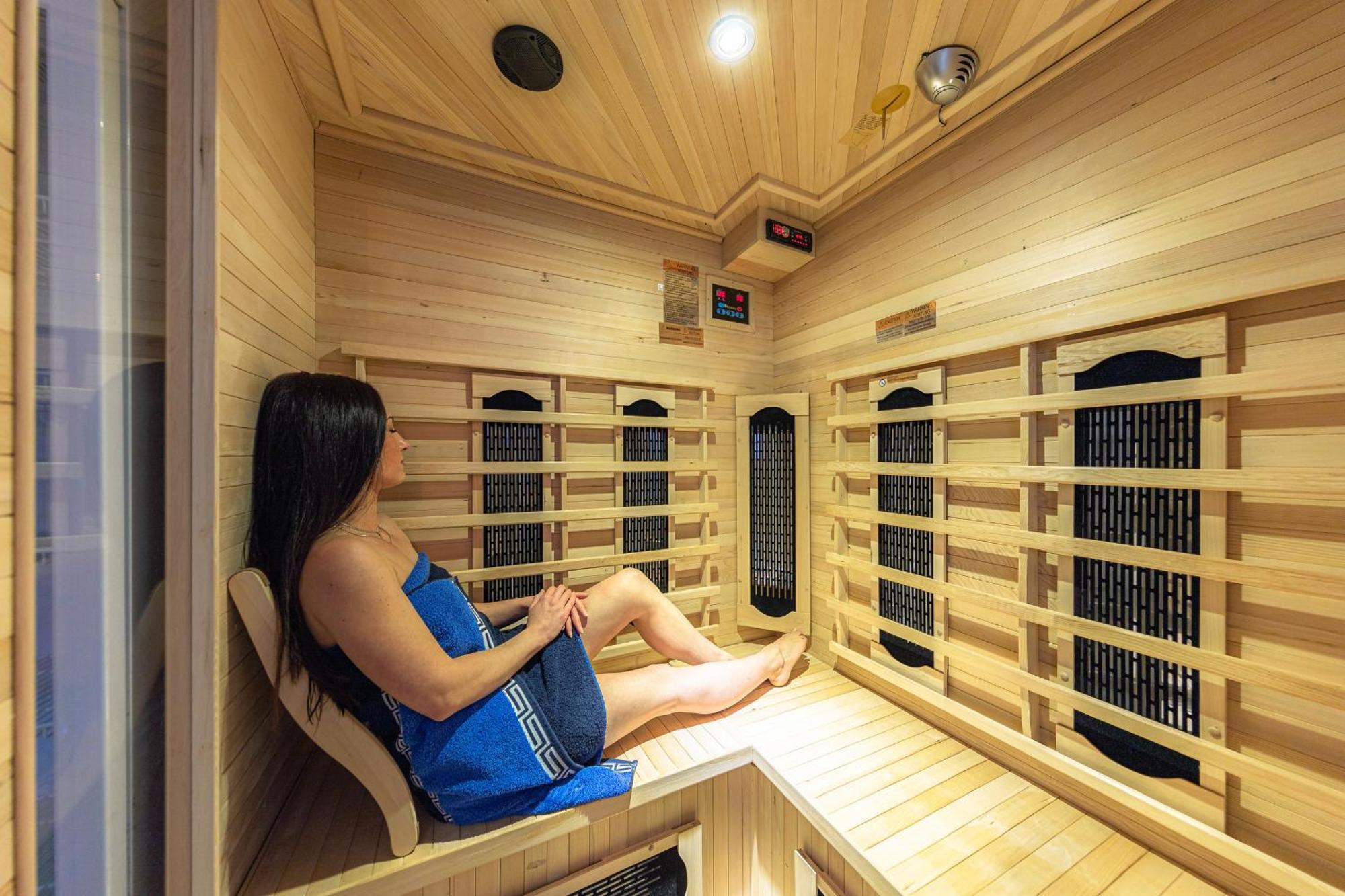 Haus Christina Pool Sauna 말호프 외부 사진